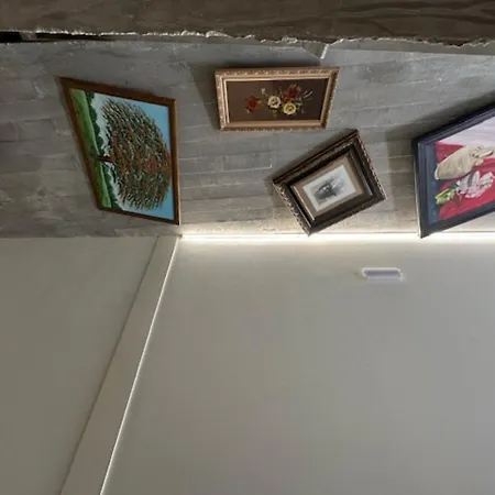 Urbe10 The Gallery Apartment